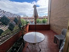 Chalet en venta en La Anunciata, Trobajo del Camino photo 0