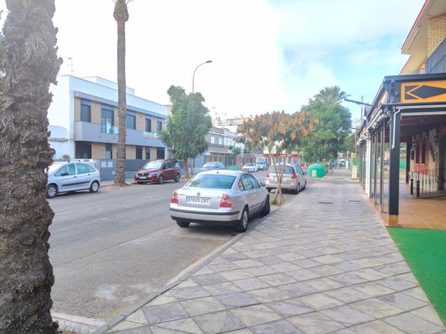 Plaza de aparcamiento en sótano a dos pasos del centro photo 0