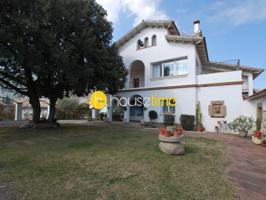 Casa En venta en Centelles photo 0