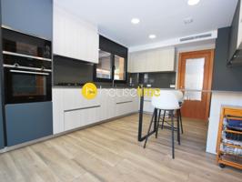 Casa En venta en Cabrera De Mar photo 0