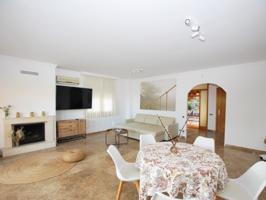 Casa En alquiler en Teià photo 0