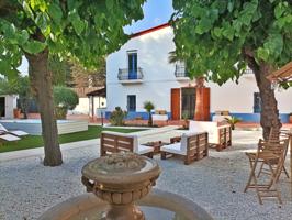 Casa En venta en Montgat photo 0