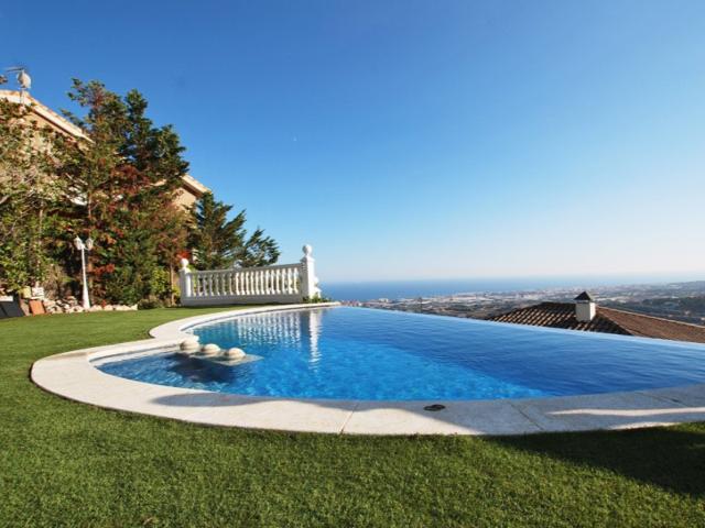 Casa En alquiler en Cabrils photo 0