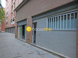 Local En venta en Barcelona photo 0