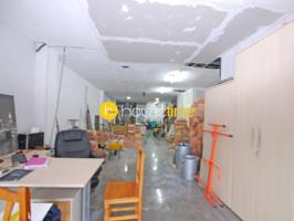 Local En venta en Barcelona photo 0