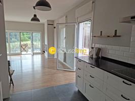 Casa En venta en Alella photo 0