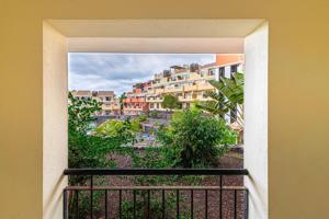 Piso En venta en Arona photo 0