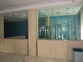 LOCAL COMERCIAL EN EL CENTRO DE ELCHE photo 0