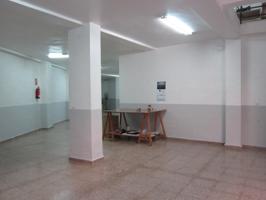 INTERESANTE LOCAL DE 400 METROS EN PLAZA MADRID photo 0