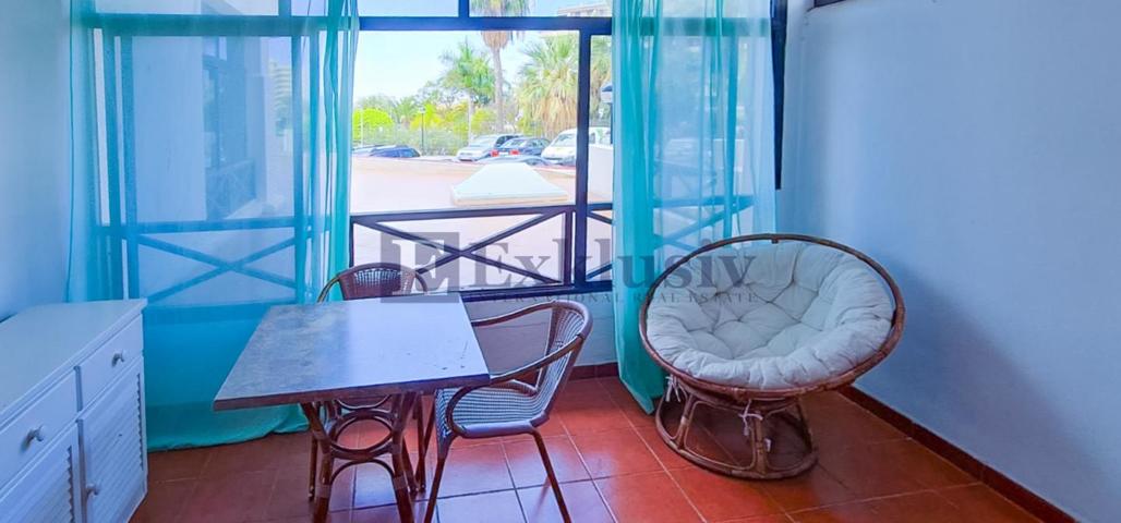 Piso en venta en Los Cristianos de 65 m2 photo 0