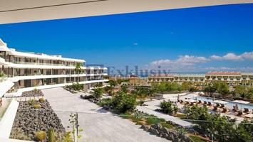 Piso en venta en Costa Adeje de 116 m2 photo 0