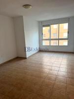 Piso de 3 habitaciones con plaza de garage photo 0