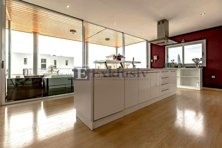 Casa - Chalet en venta en Costa Adeje de 664 m2 photo 0