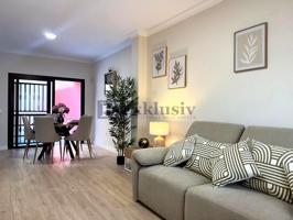 Casa - Chalet en venta en Adeje de 240 m2 photo 0