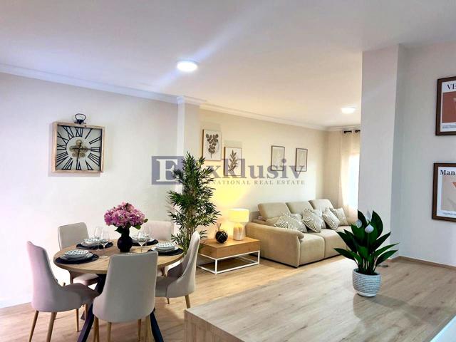 Casa - Chalet en venta en Adeje de 240 m2 photo 0