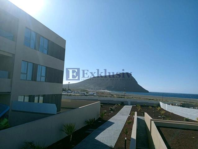 venta de piso a 100 metro da la playa de La Tejita photo 0