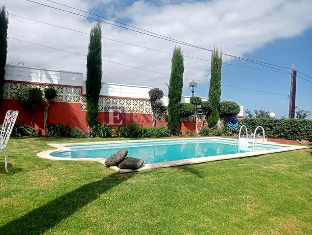 Villa Independiente con 2500 m2 de parcela con vista oceano photo 0