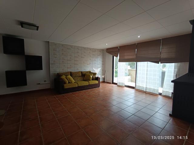 Chalet adosado en venta en Calafell Segur de Dalt photo 0