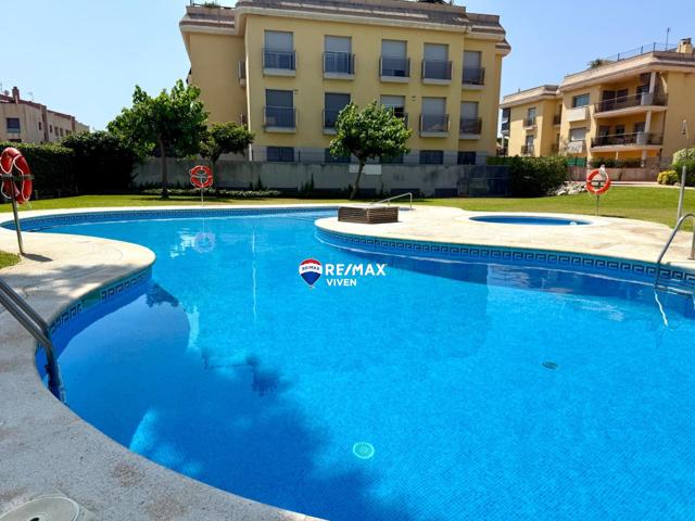 SE VENDE MAGNIFICO PISO PLANTA BAJA EN CUBELLES photo 0