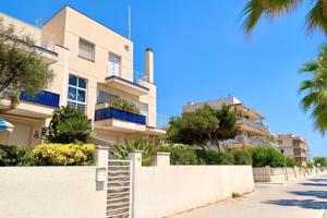 Exclusiva Casa en Primera Línea del Mar photo 0