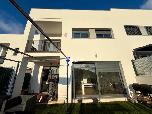 Casa en venta en Segur de Dalt - Segur de Calafell photo 0