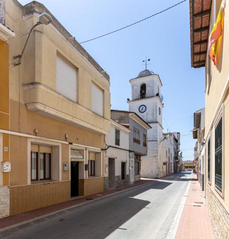 CASA de PUEBLO ORIENTADA a 2 CALLES en SAN FULGENCIO photo 0