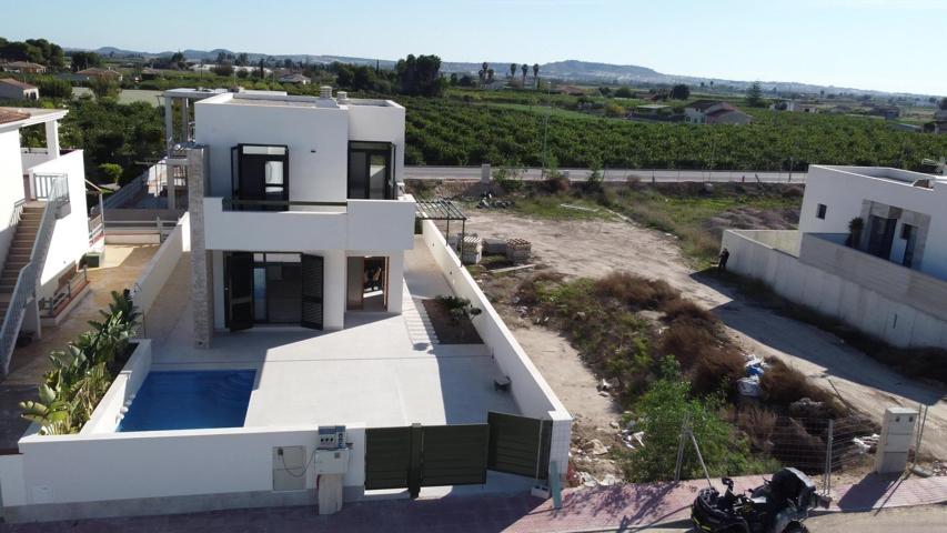 Chalet en Daya Nueva photo 0