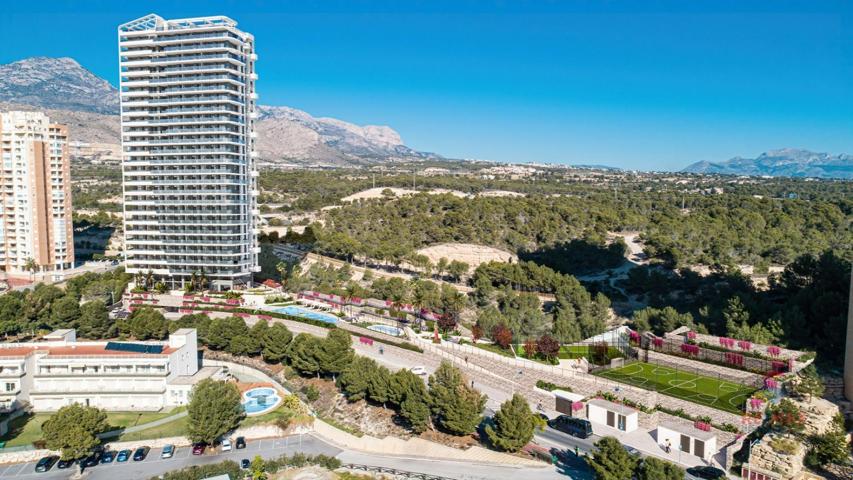 Ático de 3 habitaciones y 3 baños en el Eagle Tower de Benidorm photo 0