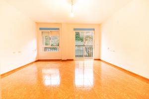 PISO EN VENTA EN ABARAN photo 0