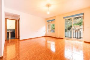 PISO EN VENTA EN ABARAN photo 0