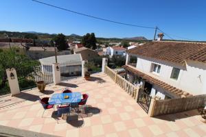 EXCLUSIVA VILLA INDEPENDIENTE – UN REFUGIO DE LUJO CON ENCANTO RÚSTICO photo 0