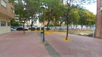 Local comercial en Juan de Borbón photo 0