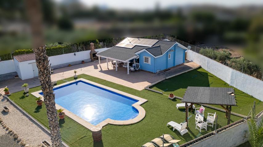 CASA DE MADERA CON PISCINA EN EL CRUCE DE ABARÁN photo 0