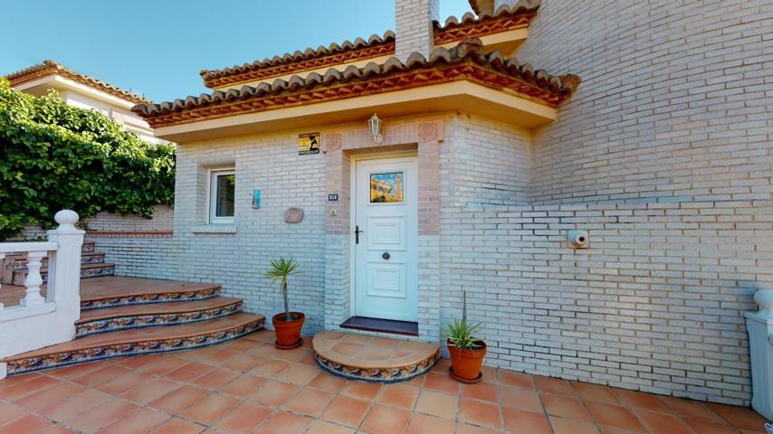 Adosado exclusivo en venta en Albir con 140 m² de terrazas privadas photo 0