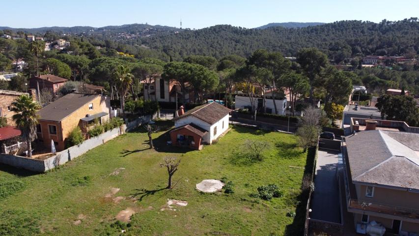 Oportunidad Terreno en venta en Av. mas Fuster - Valldoreix, Sant Cugat photo 0