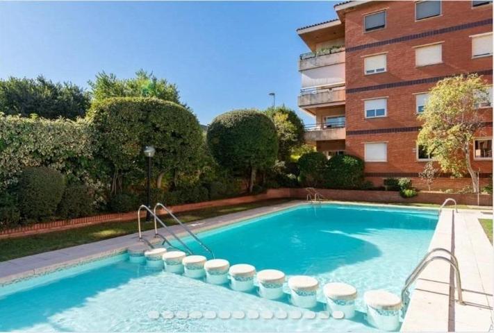 MAGNÍFICO BAJO CON TERRAZA EN EIXAMPLE DE SANT CUGAT DEL VALLÈS photo 0