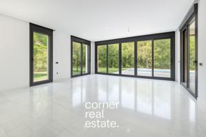 Exclusiva Vivienda Unifamiliar photo 0