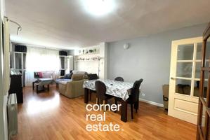 Piso En venta en Cerdanyola Del Vallès, Cerdanyola Del Valles photo 0