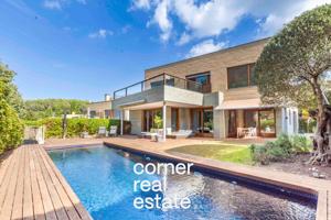 Espectacular casa de lujo en la zona más exclusiva de Sant Cugat photo 0