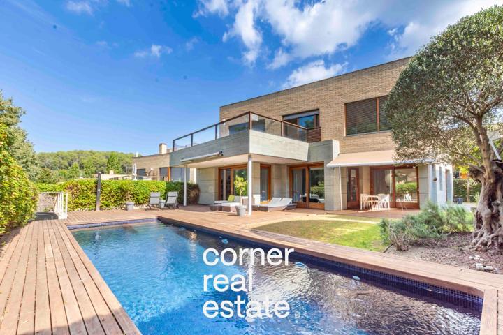 Espectacular casa de lujo en la zona más exclusiva de Sant Cugat photo 0
