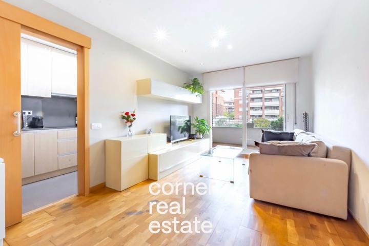 Espectacular piso en Exclusiva en Coll Favá photo 0