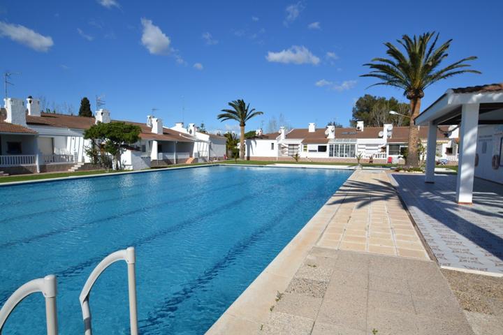 Apartamento con piscina comunitaria en la playa de Riumar photo 0