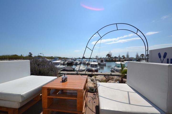 ¡Oportunidad de inversión en un Bar Restaurante en el puerto de Riumar! photo 0