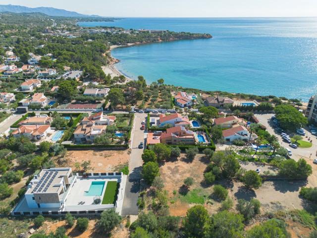 Terreno Urbanizable En venta en Cap-Roig, L` Ampolla photo 0