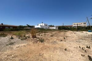 Solar en venta en Deltebre de 527 m² photo 0