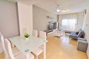 Acogedor piso con terraza privada en Deltebre photo 0
