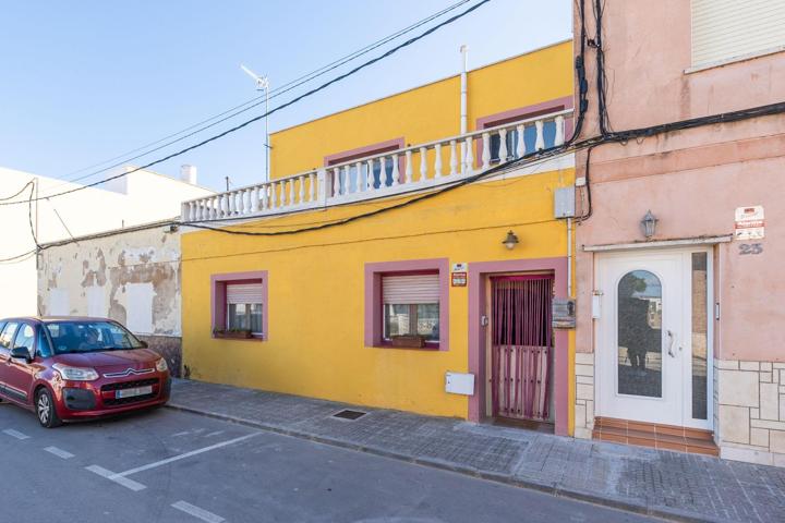 Casa con encanto mediterráneo reformada en Sant Jaume d’Enveja photo 0