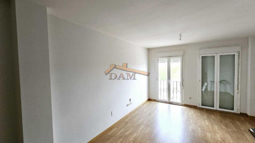 Piso En venta en Calle Marqués De Povar, Malpica De Tajo photo 0