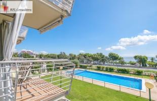 APARTAMENTO CON LICENCIA TURÍSTICA A LA VENTA EN ALCANAR PLAYA photo 0