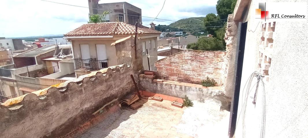 CASA DE PUEBLO EN CASCO ANTIGUO photo 0